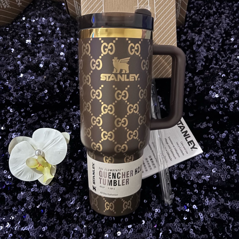 🎁Stanley Brown and Gold GG Quencher Tumbler🎁